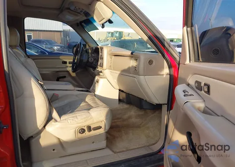 2002 Chevrolet Tahoe Lt из США, поврежденный, VIN 1GNEC13Z02R277847